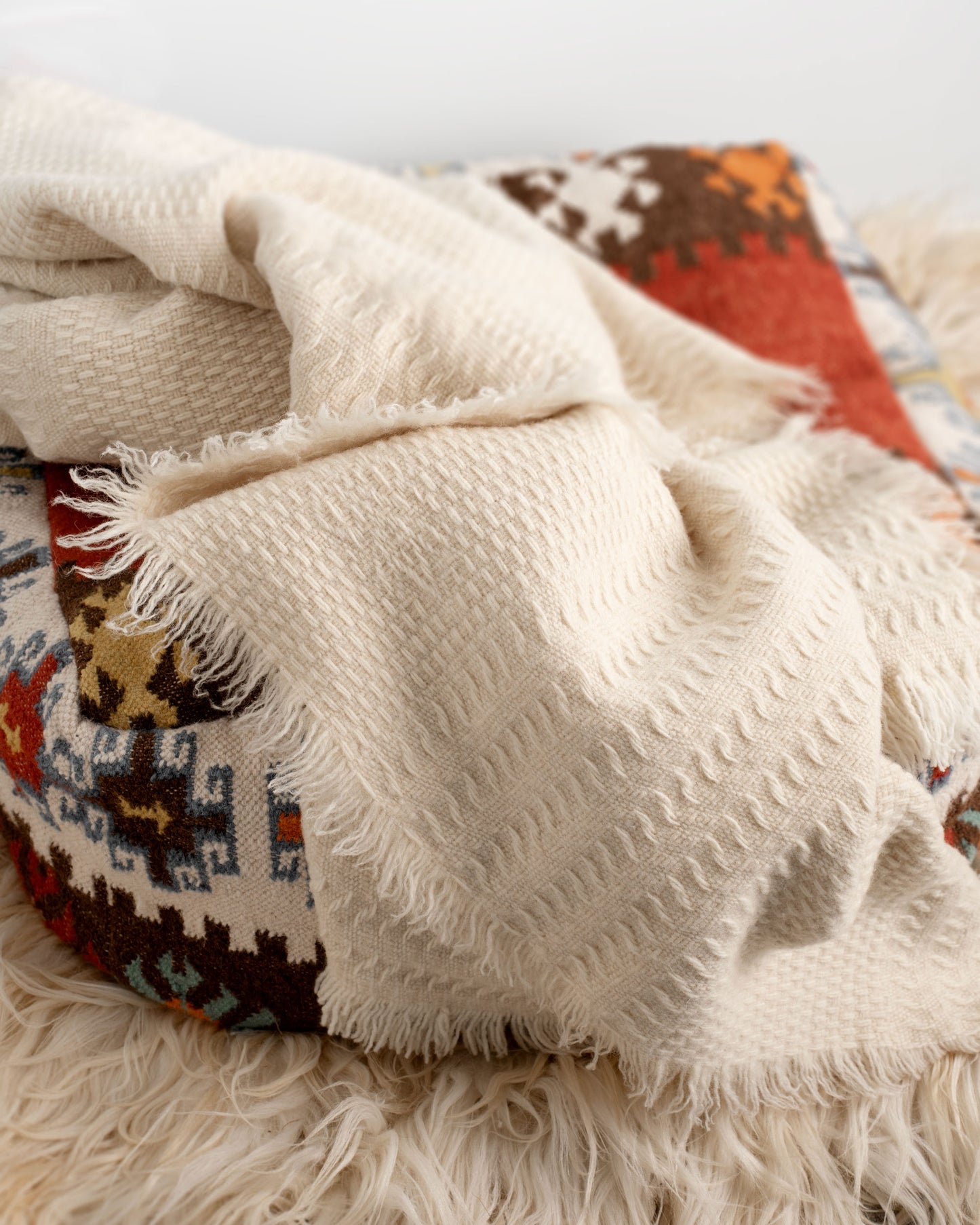 B-Grade - 100% Wool Heavy Handwoven Blanket