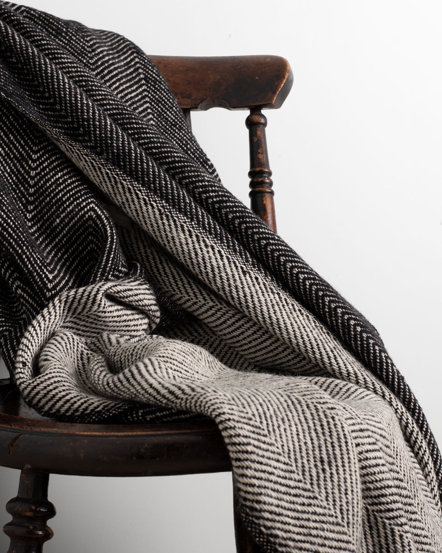 Merino Wool Blanket Throw - Natural White/Black