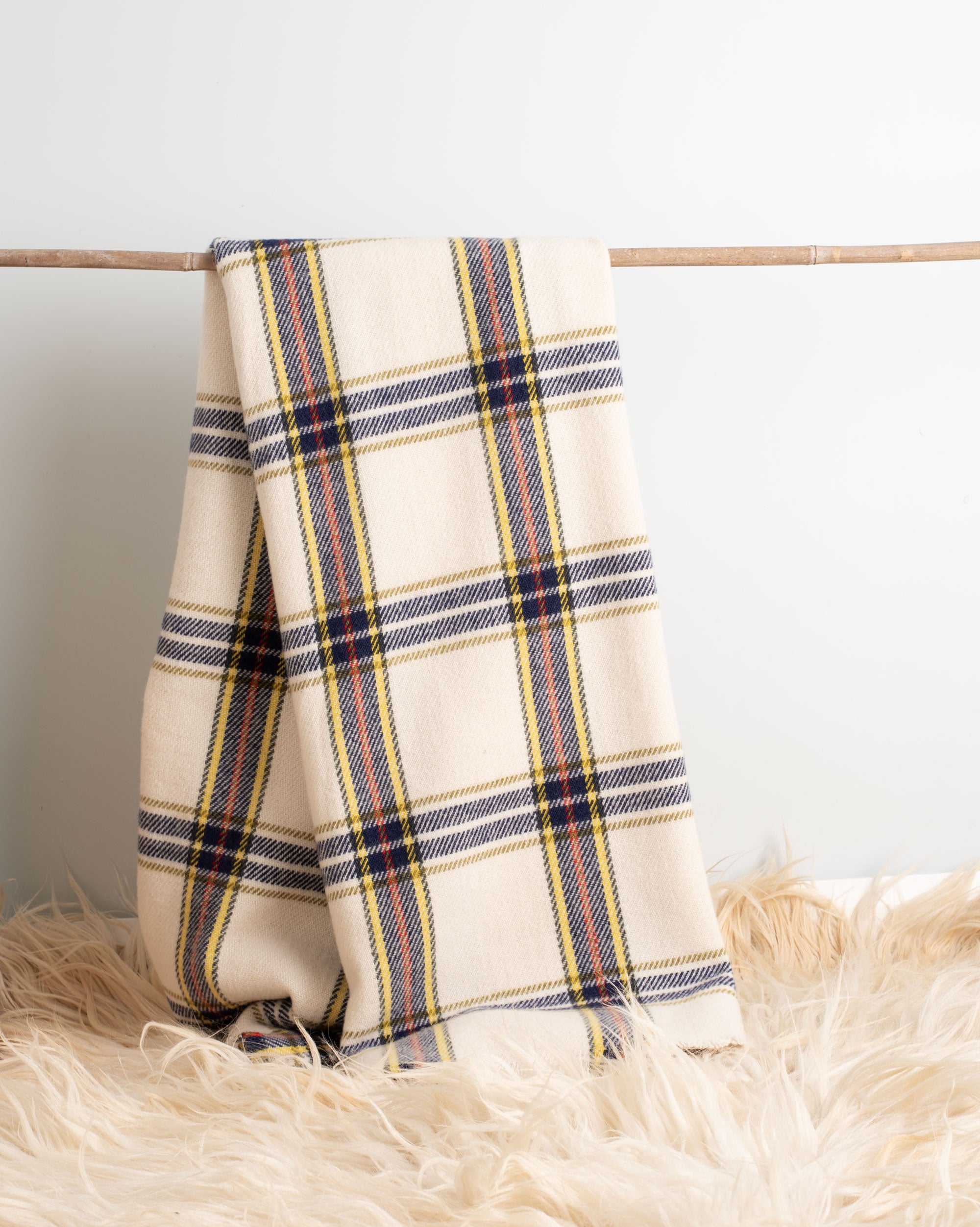 Soft Merino Wool Blanket Throw – Luvian Woollens