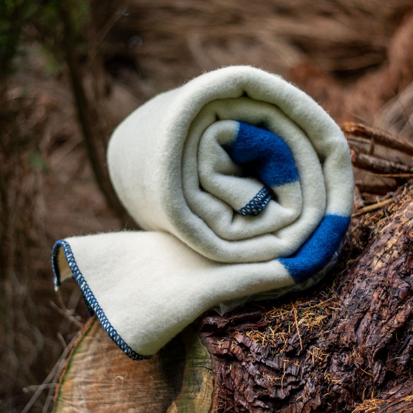 Pure New Wool Heavyweight Blanket - Natural White/Blue