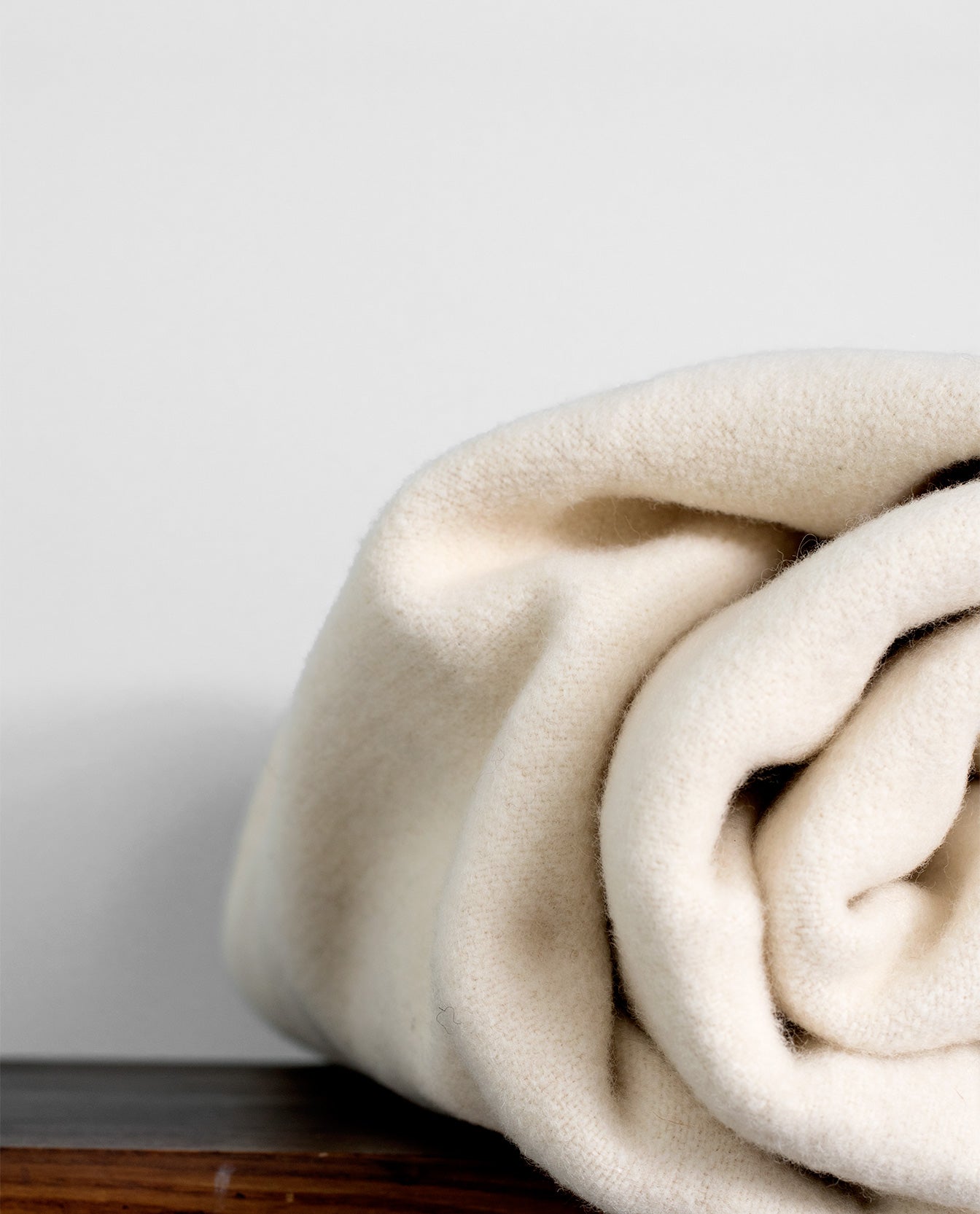Thick, Heavyweight and Extra Soft Wool Bed Blanket